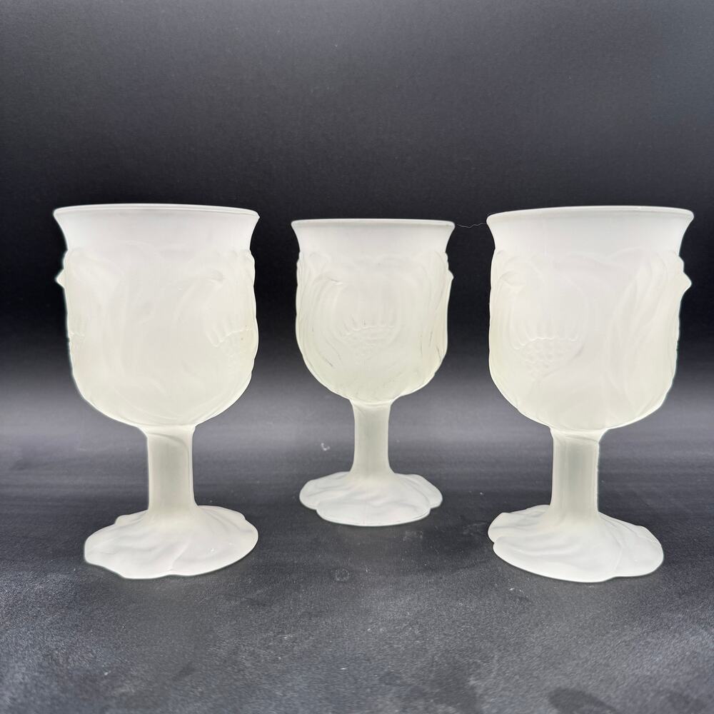 Vintage 1979 Avon goblets, frosted/ textured white, set of 3